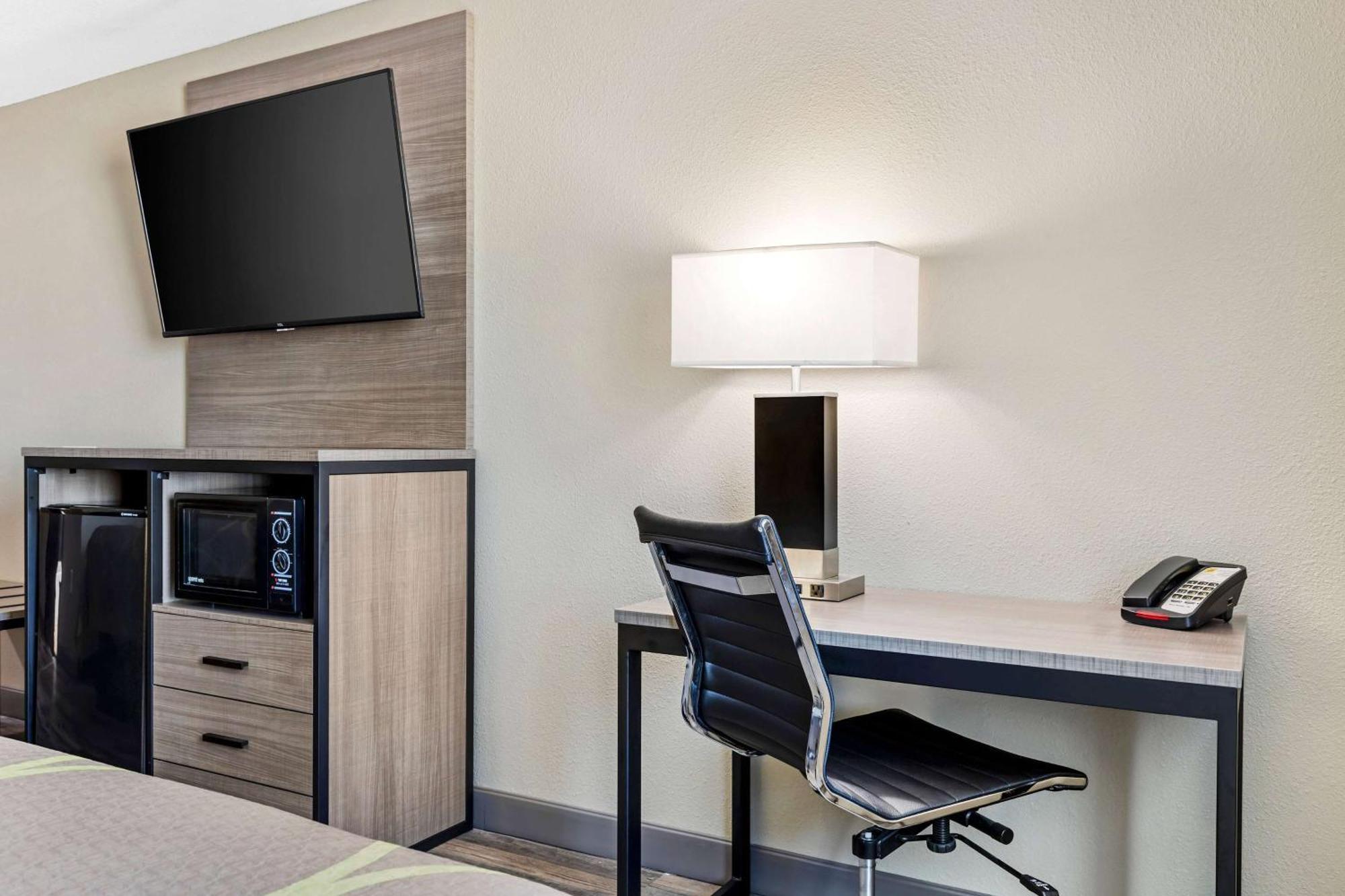 Hotel Super 8 By Wyndham Killeen - Cavazos
